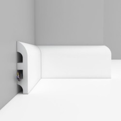 Плинтус Декомастер A016